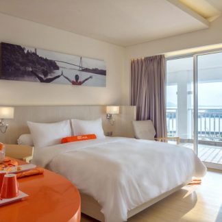 Flamingo Travel - Harris Batam Centre Hotel Package